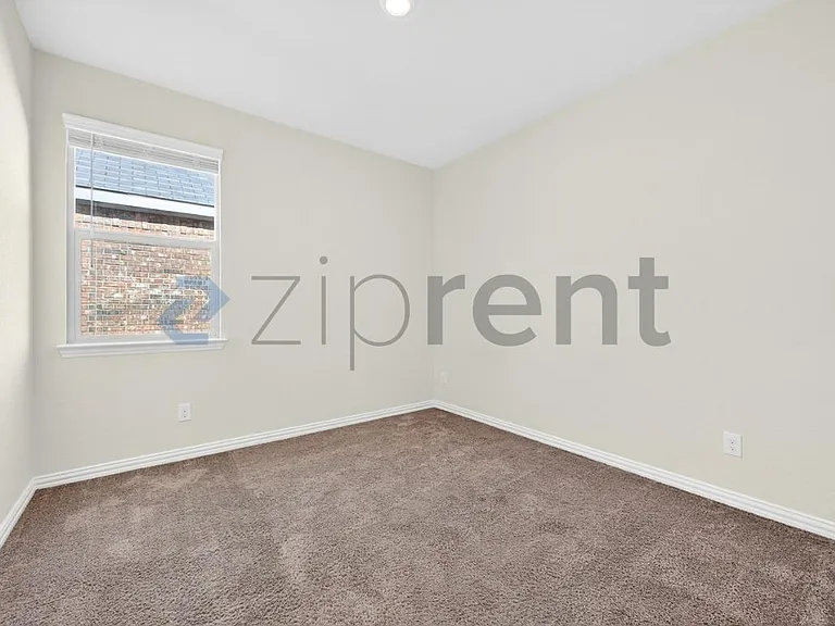 2130 Clarion Dr — Photo 30