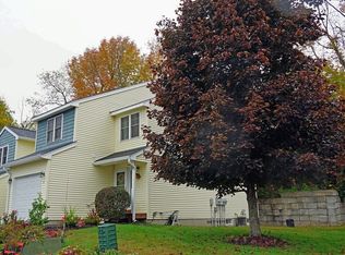 16 Water Wheel Cir, Templeton, MA 01468