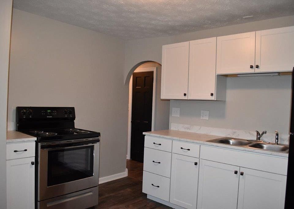 Remodeled Eat In Kitchen