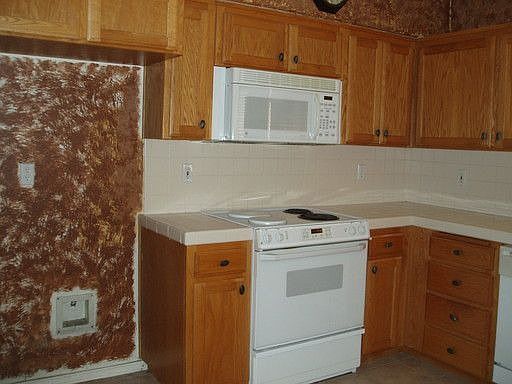 3rd image of 6405 N Gilroy Ave