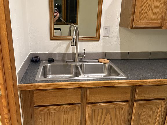 3rd image of 16184 W 13th Pl
