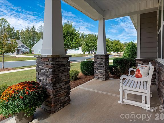 5th image of 2105 Manor Stone Way