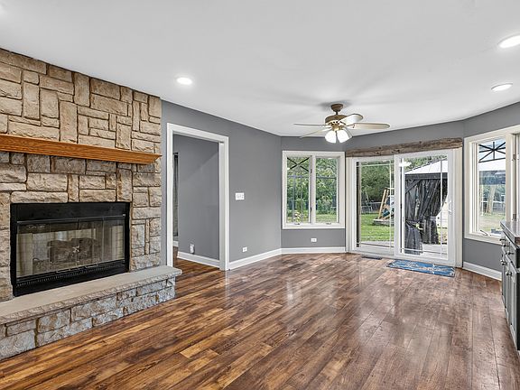4th image of 21162 S 78th Ave