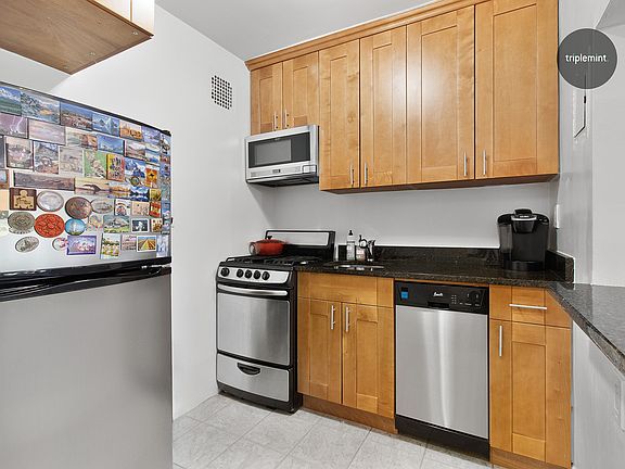5th image of 131 W 85th St APT 3C