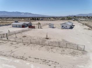 11200 Palomar Rd, Lucerne Valley, CA 92356