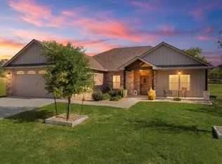 19126 White Bluff Dr, Whitney, TX 76692
