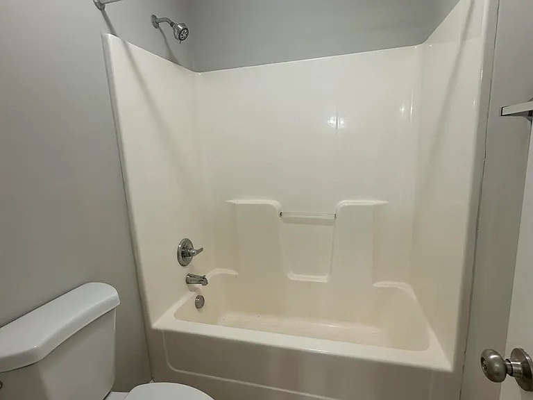 826 Whispering Willow Ct — Photo 10