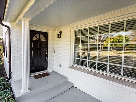 3rd image of 6401 Curzon Ave