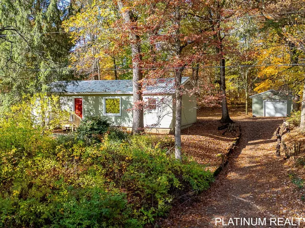 7231 Blue Lake Rd, Twin Lake, MI 49457