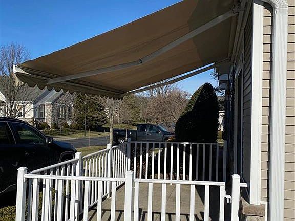 3rd image of 1863 Felicity Ln