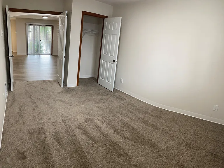 Brandon Place — Photo 24