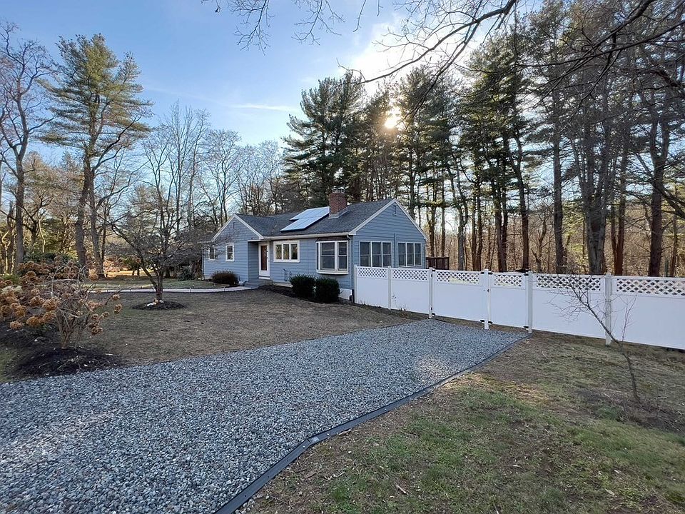 62 Locust St, Holliston, MA 01746 | Zillow