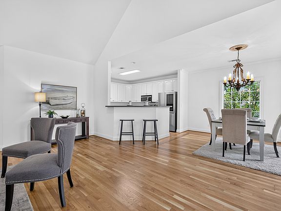 5th image of 1808 Portview Dr