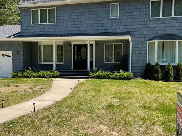 179 Delaware Ave, Oakhurst, NJ 07755