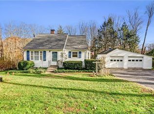 45 Sugar St, Newtown, CT 06470