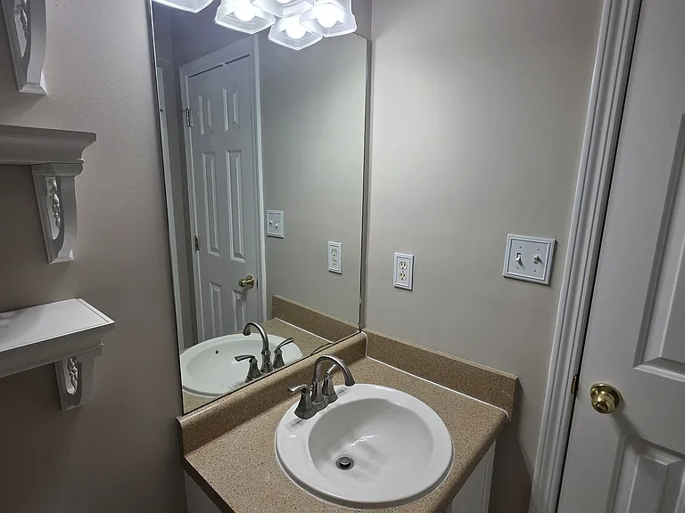602 N Fairfield Dr — Photo 20