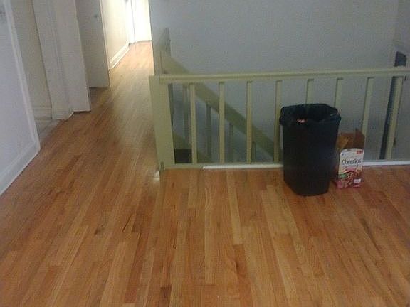 2nd image of 301 W Lakeside Dr
