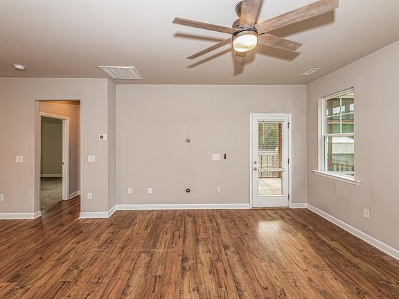 3rd image of 96 Mae Ct