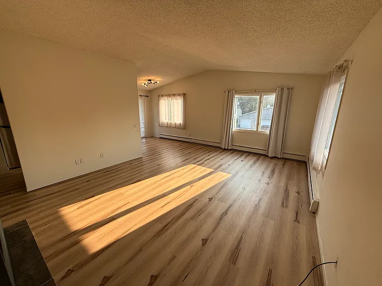 8531 Golden St #3 — Photo 5