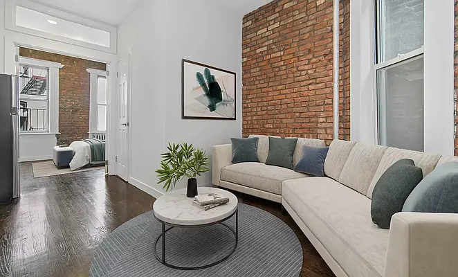 Rented by REAL New York | media 14