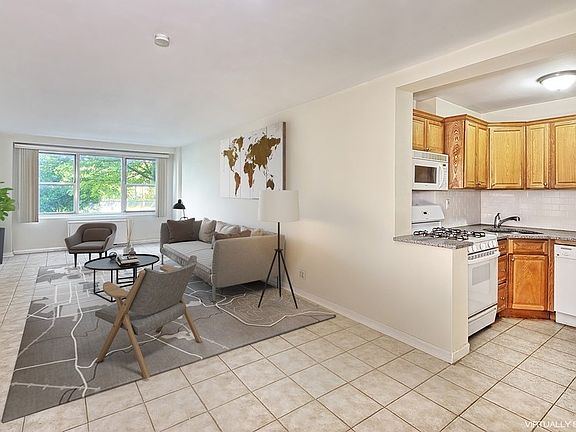 2nd image of 225 Saint Paul Ave #1E