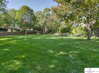 16723 Jones Cir, Omaha, NE 68118