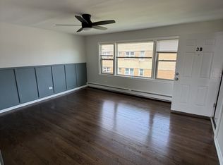 7810 S Escanaba Ave #1, Chicago, IL 60649