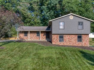 11210 Billingham Ave NW, Uniontown, OH 44685