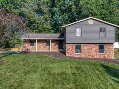 11210 Billingham Ave NW, Uniontown, OH, 44685