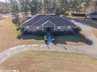1774 Woodridge Dr, Atmore, AL 36502