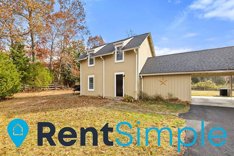 2 bed, 1.0 bath, 950 sqft, $1,595 — Photo 1
