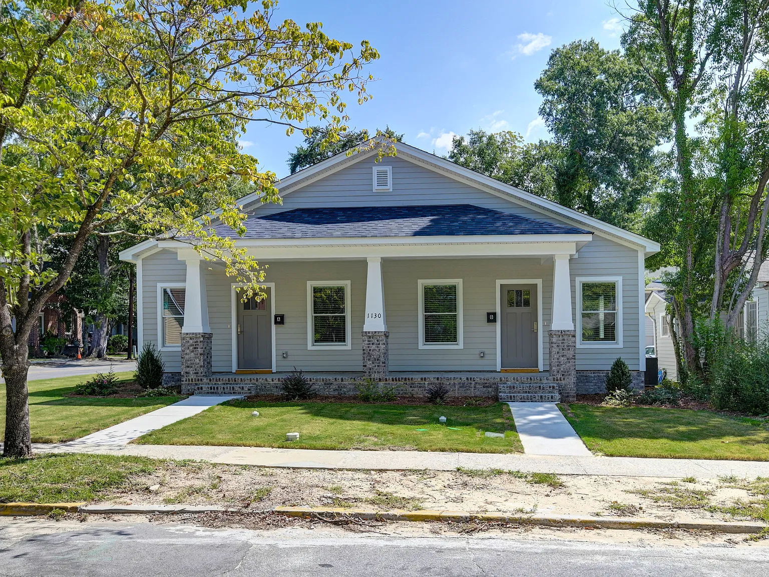 3 bed, 1220 sqft, $2,500 — Photo 2