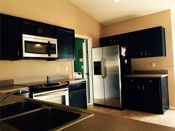 4th image of 136 Sanderling Dr