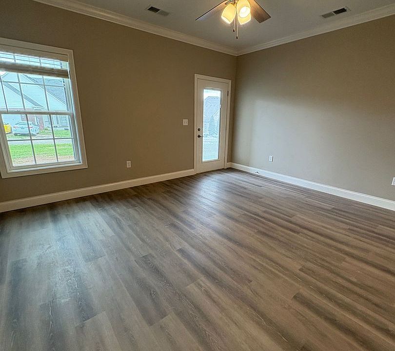 1st image of 314 Hillview Mills Blvd #114