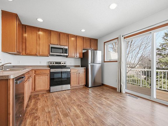 2nd image of 5027 Evergreen Dr N Unit 7