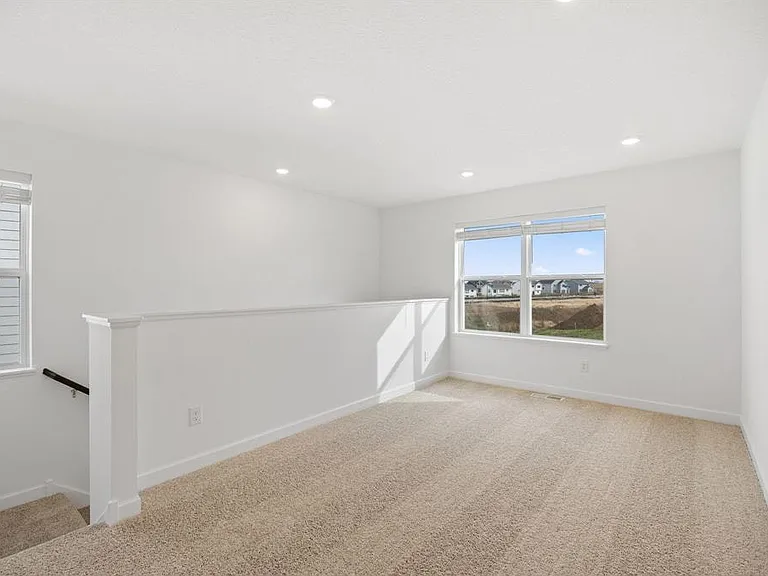 18348A Gladhurst Ln — Photo 12