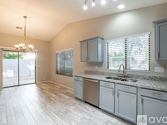 3rd image of 5184 W Campo Bello Dr