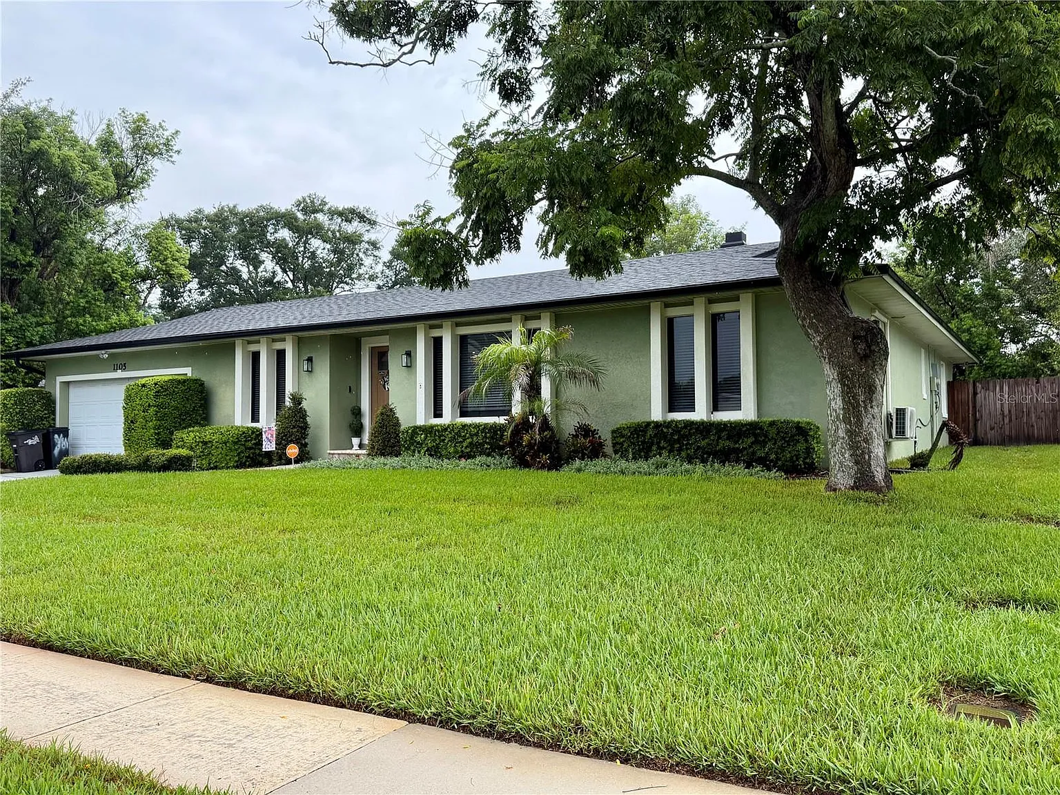 3 bed, 1713 sqft, $3,395 — Photo 3