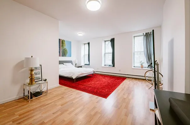 Rented by Maz Group NY | media 5