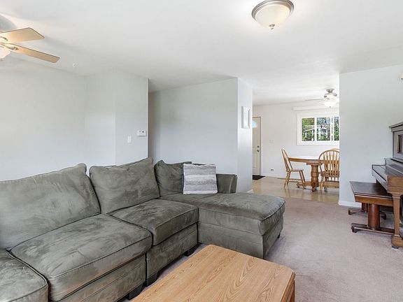 4th image of 7663 Walnut Ave