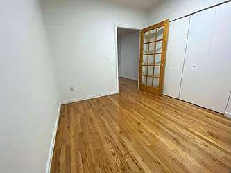 215 East 88th Street, #1D