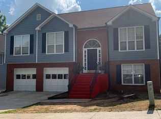 5429 Durham View Ct, Lilburn, GA 30047
