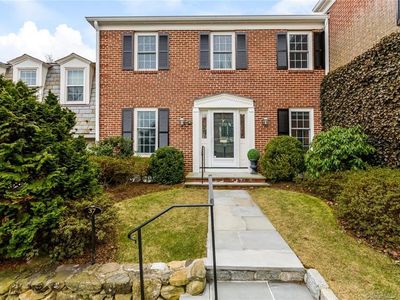 312 Elm Street #36, New Canaan, CT, 06840