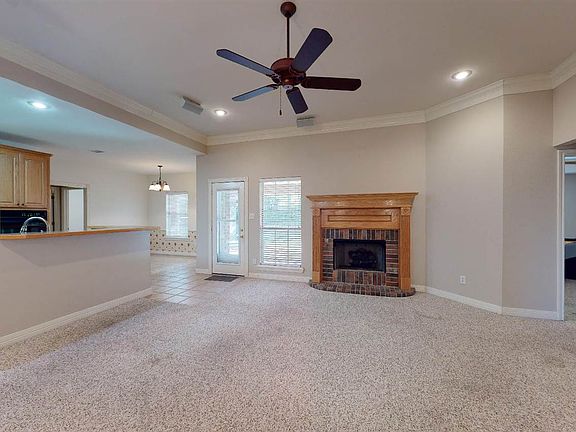 5th image of 6702 Palisades Dr