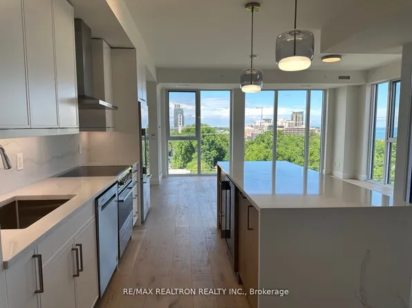 500 Brock Ave #1006, Burlington, ON L7S 1M8