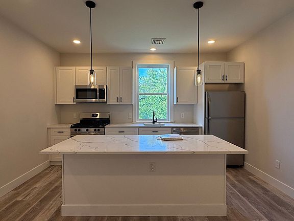 2nd image of 132 Yale Ave #2