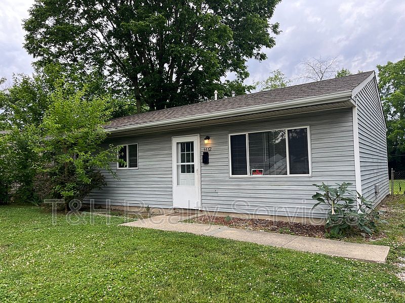 1st image of 5832 W 41st Pl