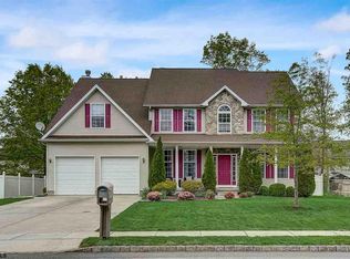 111 Giulia Ln, Galloway, NJ 08205