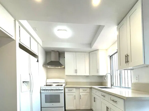 12220 Carnation Ln APT B, Moreno Valley, CA 92557