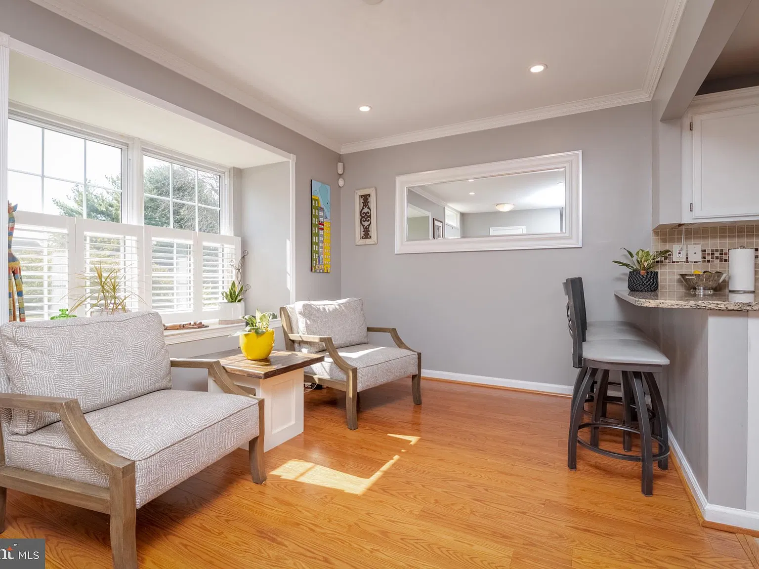 3 bed, 2.5 bath, 1779 sqft, $2,400 — Photo 2